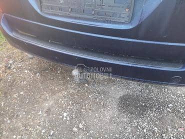 Zadnji branik karavan za Ford Focus od 1998. do 2004. god.