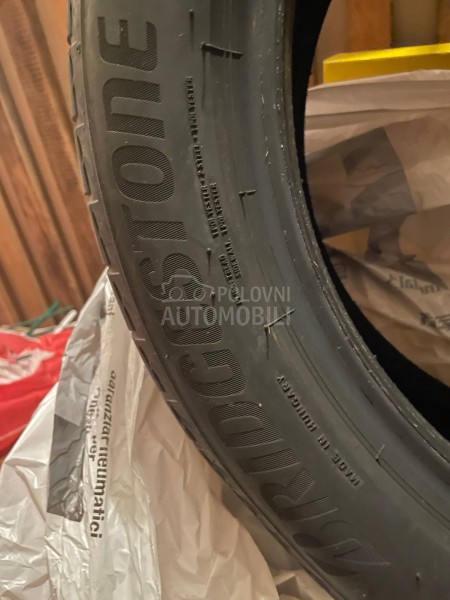 Bridgestone 225/50 R18 Letnja
