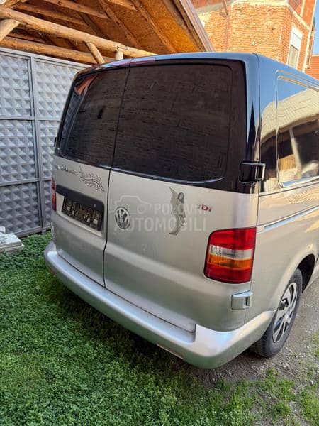 Volkswagen Transporter T5 pogrebno