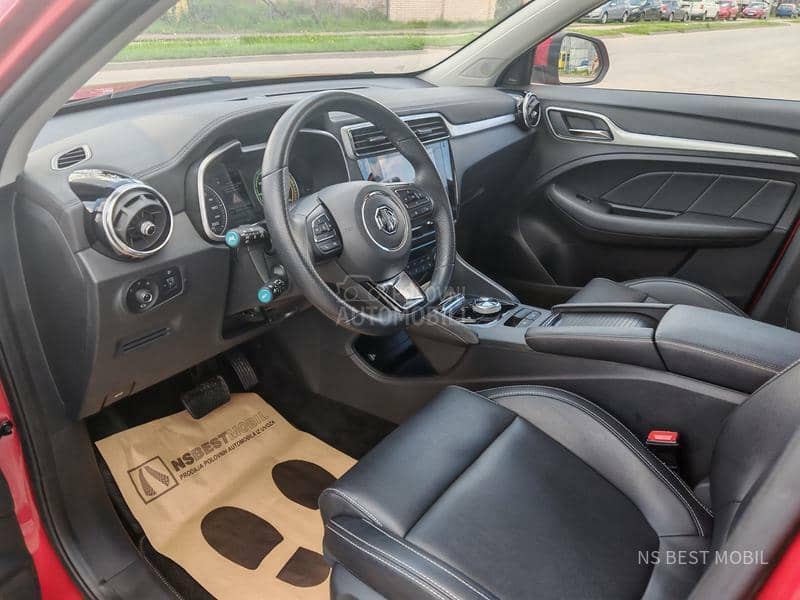 MG ZS EV Nav/Pnrm/Kam