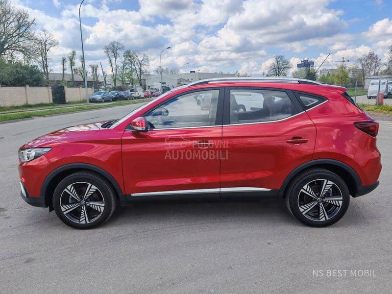 MG ZS EV Nav/Pnrm/Kam