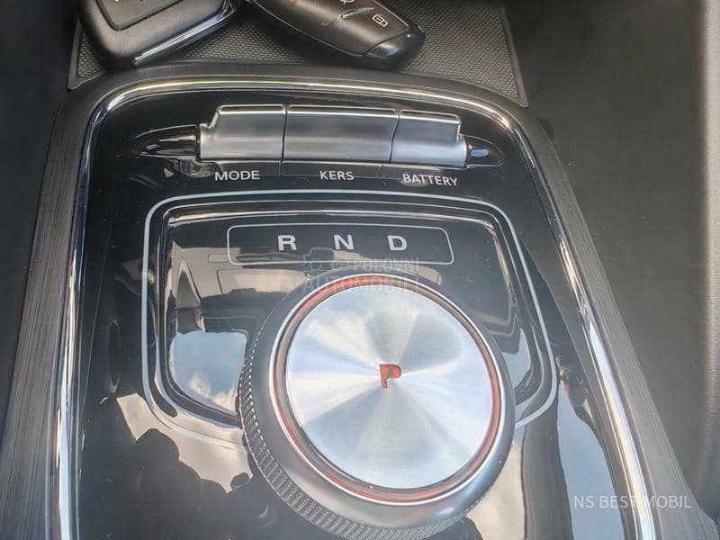 MG ZS EV Nav/Pnrm/Kam