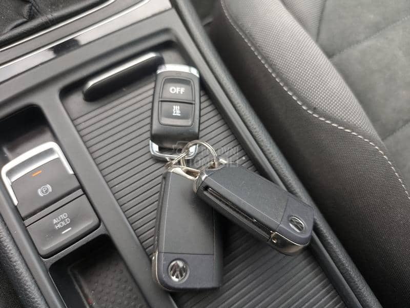 Volkswagen Golf 7 2.0TDI HIGHLINE 4WD