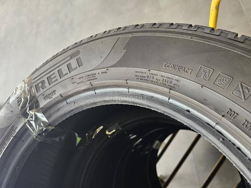Pirelli 235/60 R18 Zimska