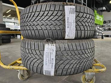 Bridgestone 235/50 R19 Zimska