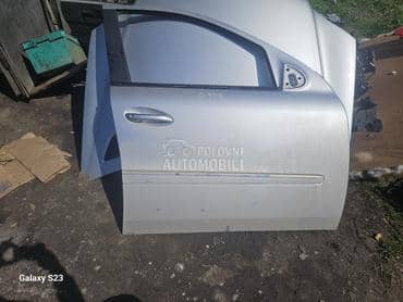 Prednja Desna vrata C775 za Mercedes Benz ML Klasa od 2004. do 2010. god.