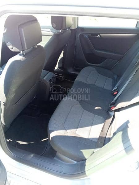 Volkswagen Passat B7 2.0TDI BI-XEN/AUT