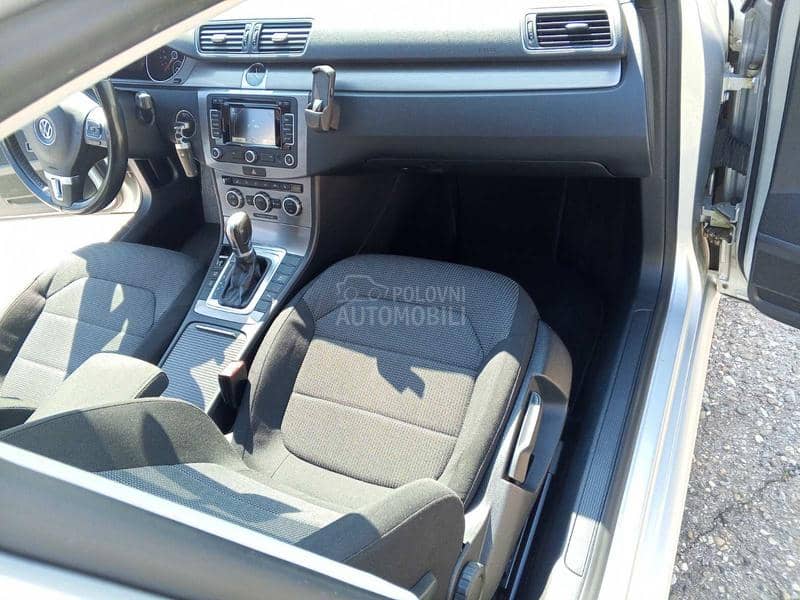 Volkswagen Passat B7 2.0TDI BI-XEN/AUT