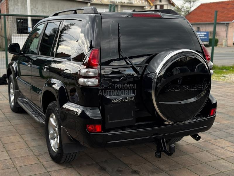 Toyota Land Cruiser 