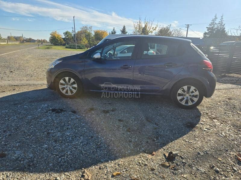 Peugeot 208 1.2