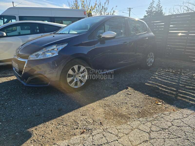Peugeot 208 1.2