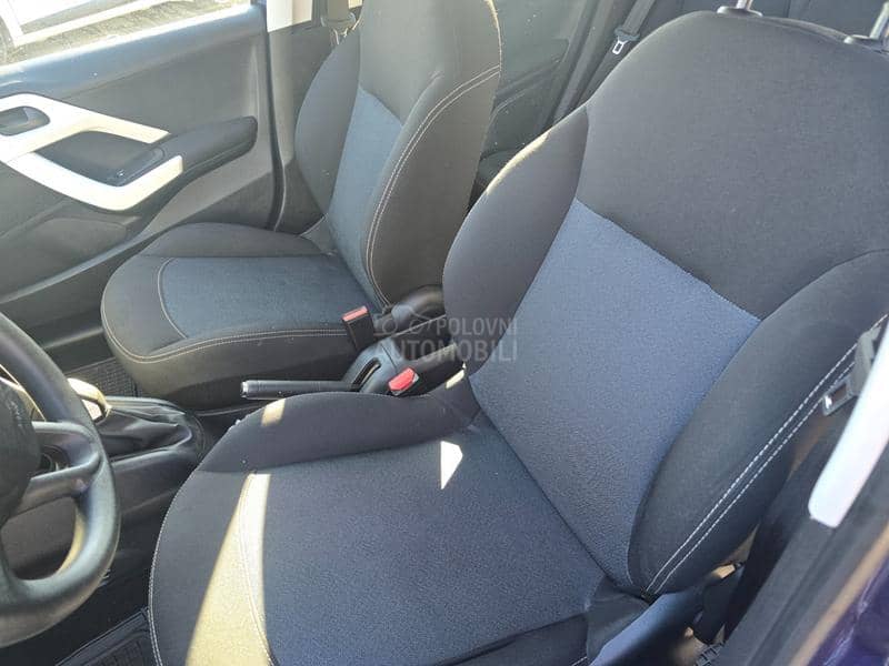 Peugeot 208 1.2