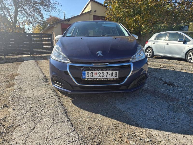 Peugeot 208 1.2