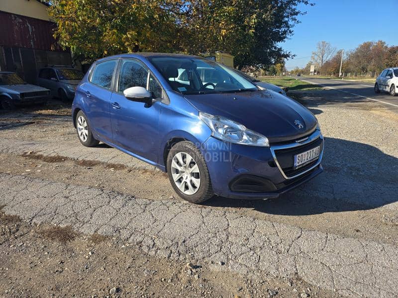 Peugeot 208 1.2
