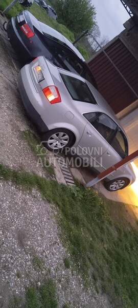 Audi A4 2004. god. -  kompletan auto u delovima