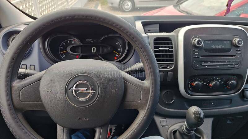 Opel Vivaro 1.6 cdti CH
