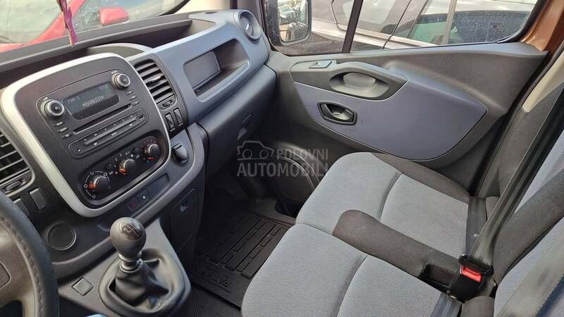 Opel Vivaro 1.6 cdti CH
