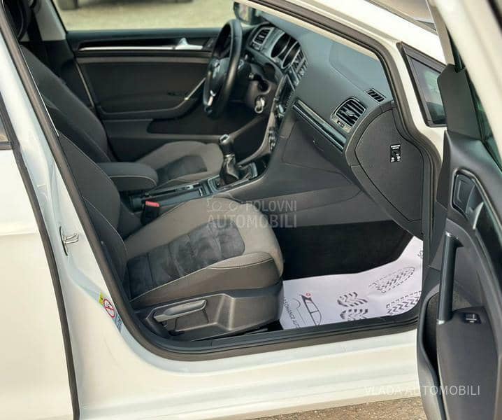 Volkswagen Golf 7 2.0 TDI HIGHLINE