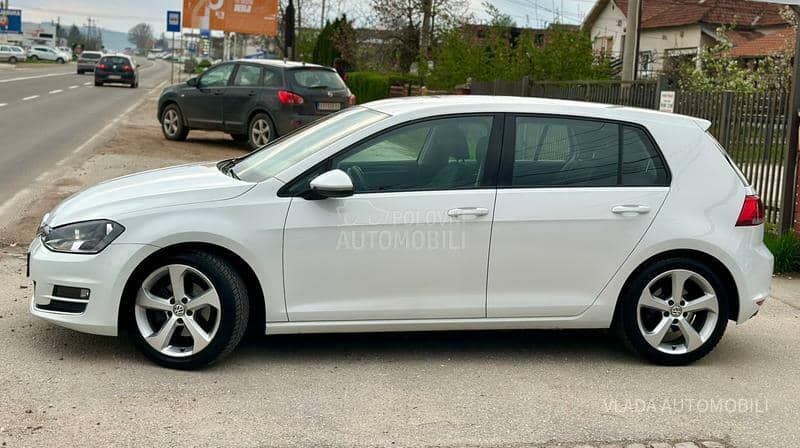 Volkswagen Golf 7 2.0 TDI HIGHLINE