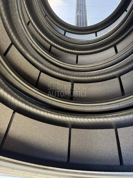 Pirelli 245/40 R20 Letnja
