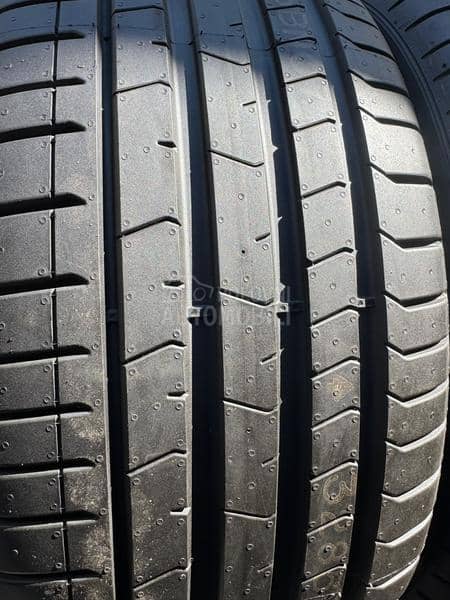 Pirelli 245/40 R20 Letnja