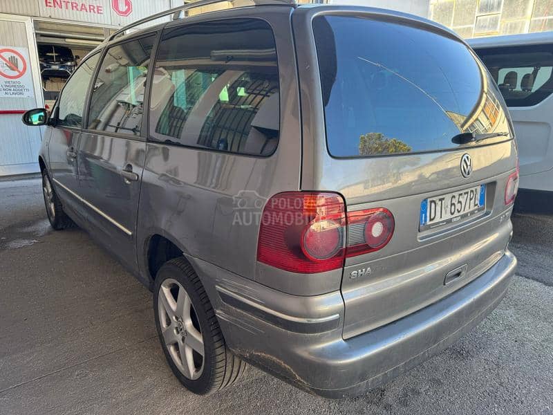 Volkswagen Sharan 2.0tdi 2008. god. -  kompletan auto u delovima