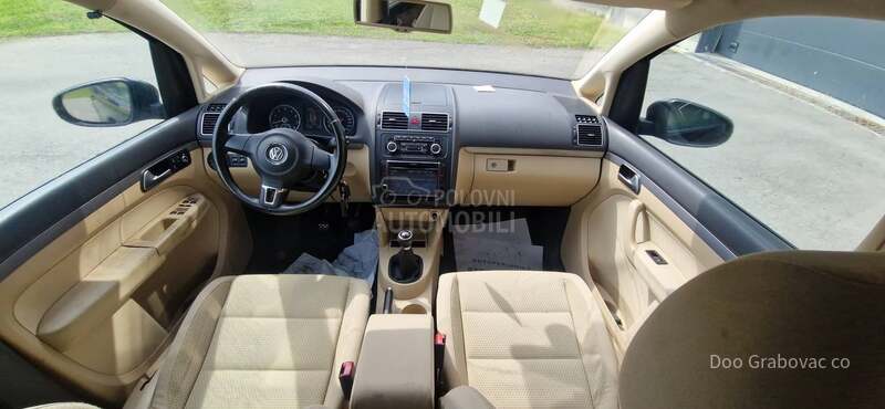 Volkswagen Touran 1.4tsi cng