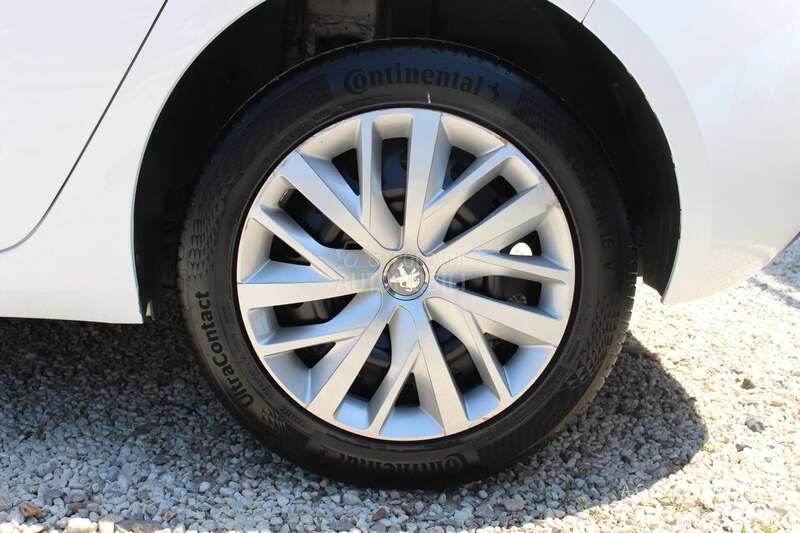 Peugeot 308 1.5 HDI VIRTUEL