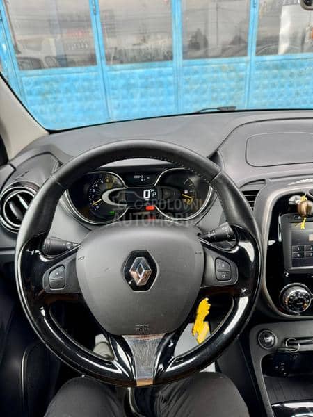 Renault Captur org km iz ch