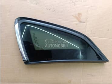 desno staklo za Citroen C4 od 2010. do 2018. god.