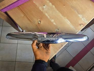 Mikro prekidac gepeka sa hromo za Fiat 500 od 2007. do 2014. god.