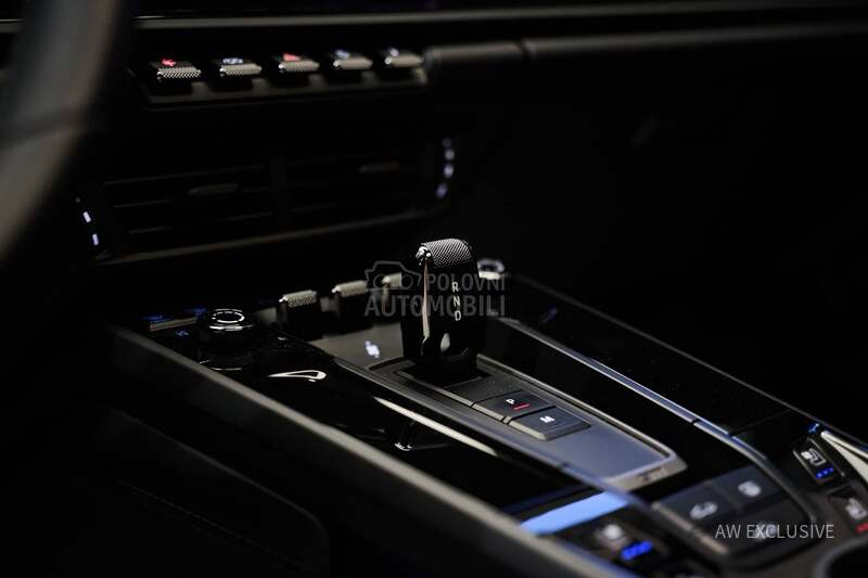 Porsche 911 Carrera 4 GTS LIFT