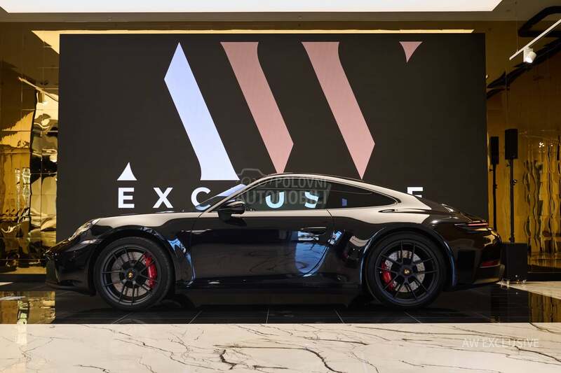Porsche 911 Carrera 4 GTS LIFT
