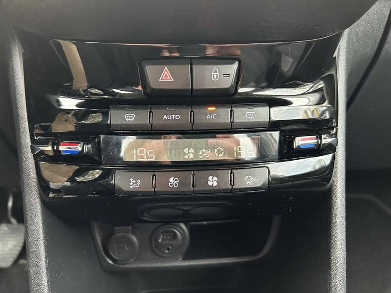Peugeot 2008 Puretech Allure