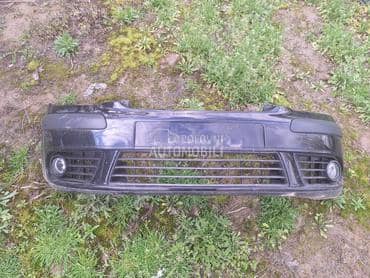 Prednji branik za Volkswagen Golf Plus od 2004. do 2008. god.