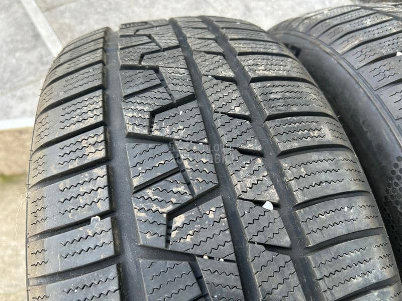 Accelera 225/50 R17 Zimska