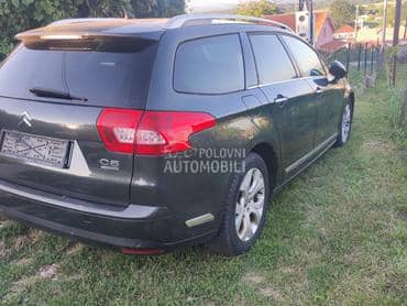 Citroen C5 2009. god. -  kompletan auto u delovima