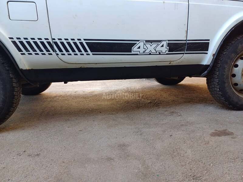 Lada Niva 1700