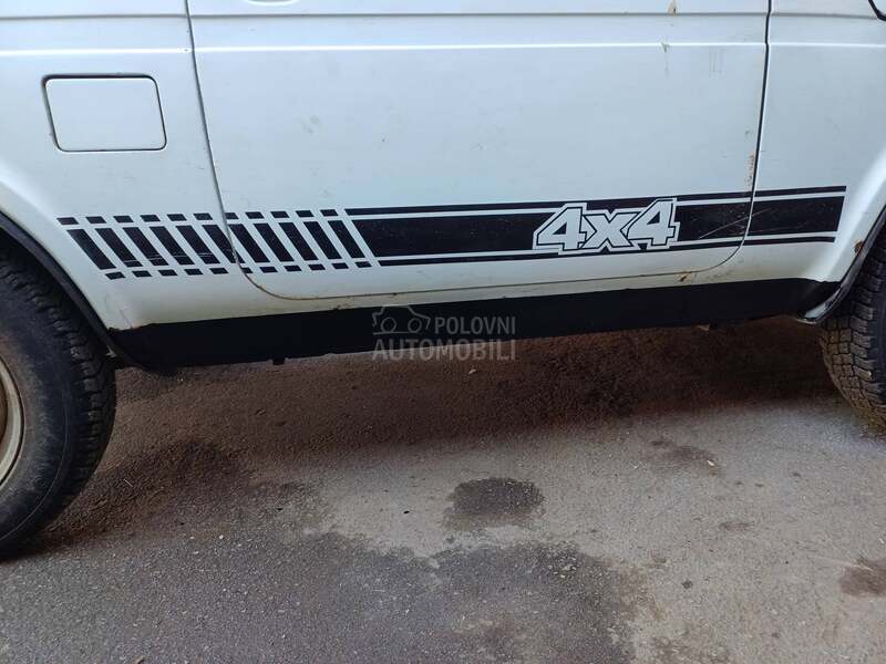 Lada Niva 1700