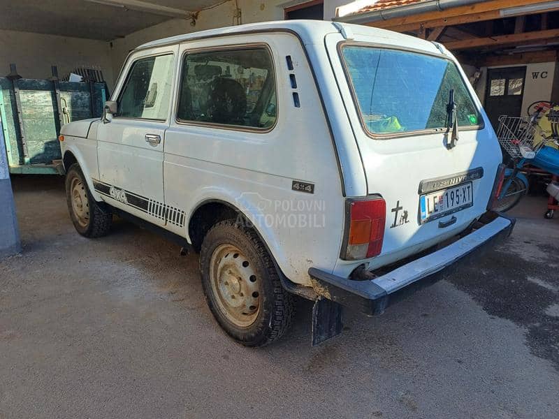 Lada Niva 1700
