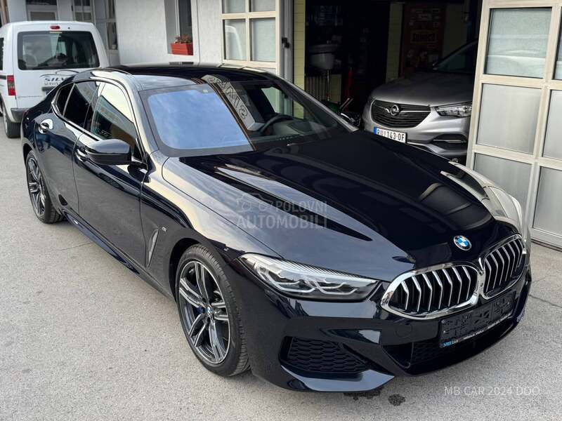 BMW 840 