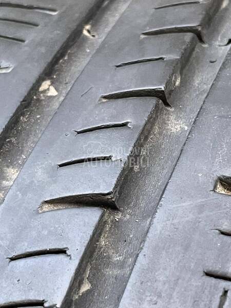 Pirelli 235/65 R19 Letnja