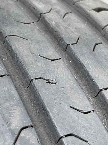 Continental 215/55 R17 Letnja