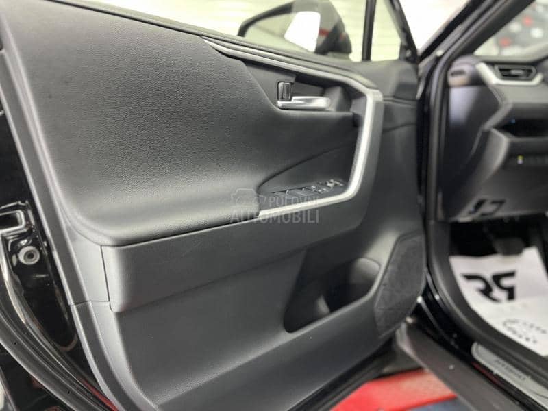 Toyota RAV 4 Black Edition