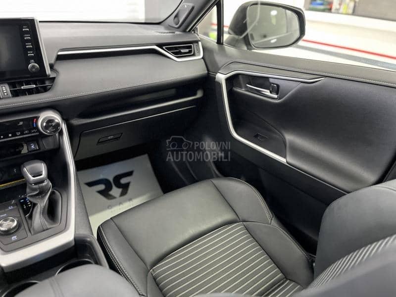 Toyota RAV 4 Black Edition