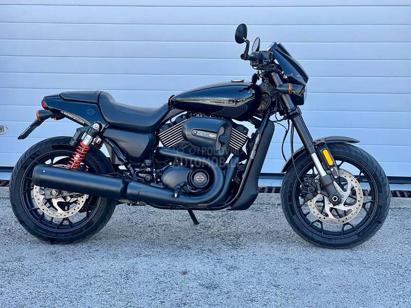 Harley Davidson Street rod A2