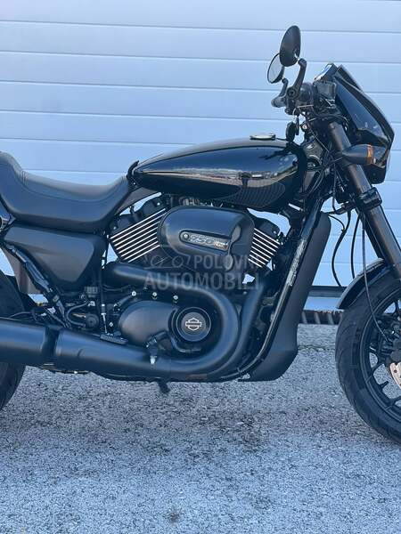 Harley Davidson Street rod A2