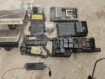 MODUL ZAKLJUCAVANJA VRATA za Volvo XC90 za 2005. god.