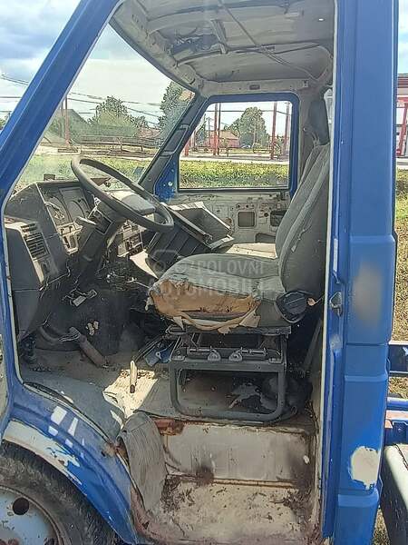 Iveco Daily Rival