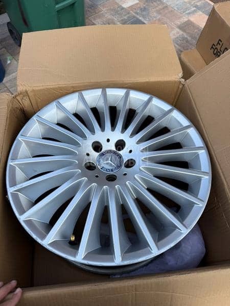 Aluminijumske felne ORIG MERC MULTISPOKE 19" 5 x 112